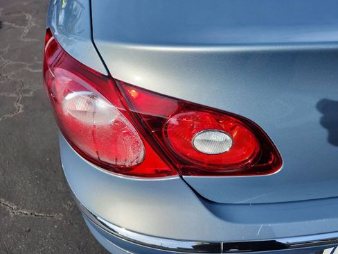 Used 2012 Volkswagen CC R-Line FWD image 33