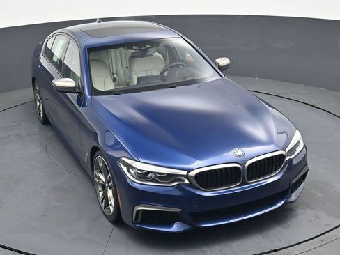 Used 2020 BMW M550i xDrive w/ Premium Package AWD/4WD image 25