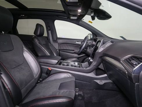 Used 2024 Ford Edge ST w/ Equipment Group 401A AWD/4WD image 16