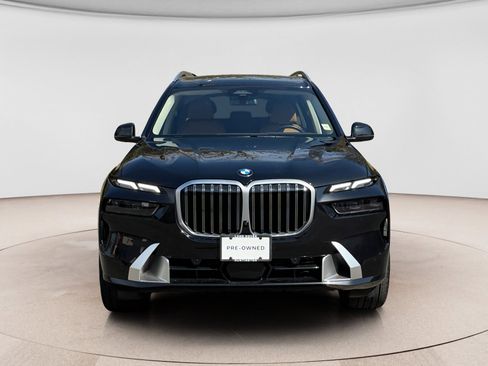 Used 2025 BMW X7 xDrive40i w/ Premium Package AWD/4WD image 8