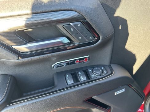 Used 2023 GMC Sierra 1500 AT4 w/ Technology Package image 17