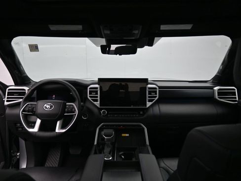 Used 2023 Toyota Tundra Platinum image 30