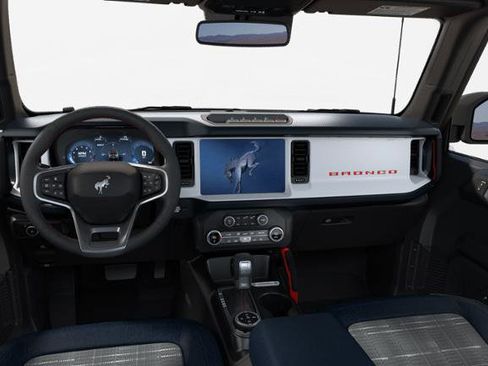 New 2025 Ford Bronco Heritage Edition AWD/4WD image 7