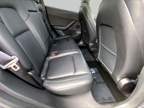 Used 2020 Tesla Model Y Long Range AWD/4WD image 19
