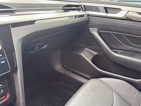 Used 2021 Volkswagen Arteon SE w/ Arteon MDO Package image 18