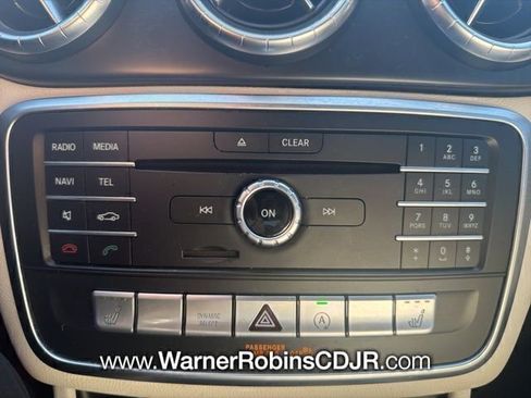 Used 2018 Mercedes-Benz CLA 250 4MATIC image 8