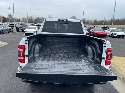 Used 2020 RAM 3500 Laramie AWD/4WD image 9