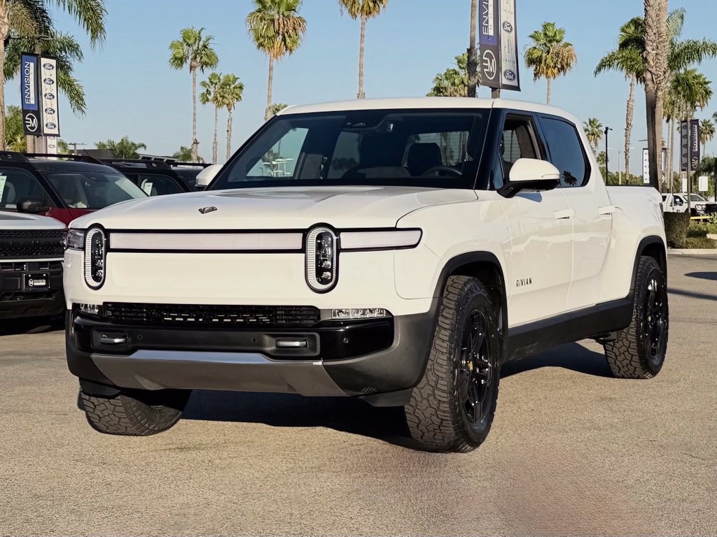 Used 2024 Rivian R1T Adventure Dual AWD/4WD image 4