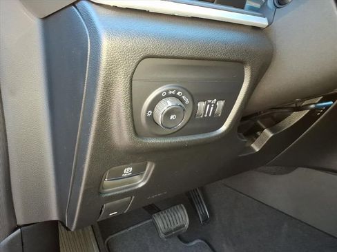 New 2025 Jeep Grand Cherokee Limited image 18