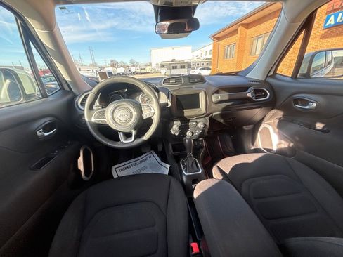 Used 2020 Jeep Renegade Latitude image 14
