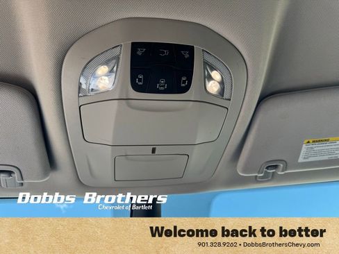 Used 2023 Chrysler Pacifica Touring-L FWD image 32