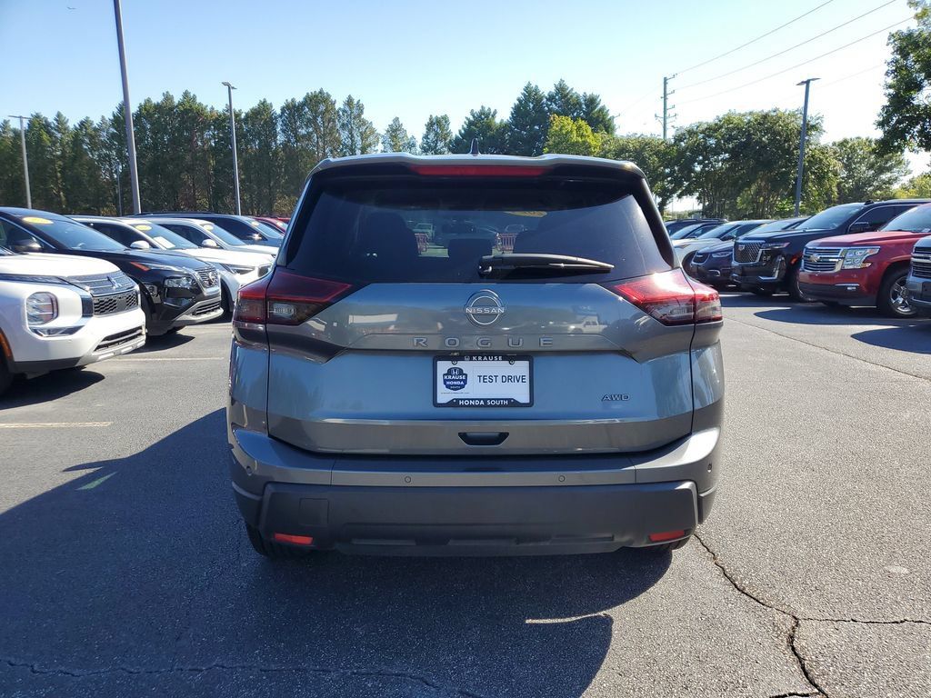 Used 2024 Nissan Rogue S AWD/4WD image 6