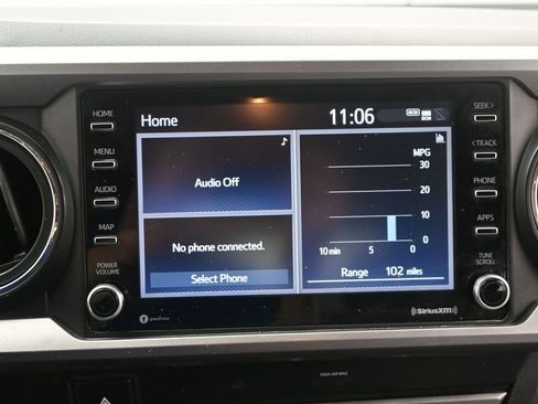 Used 2020 Toyota Tacoma SR5 w/ Technology Package AWD/4WD image 15
