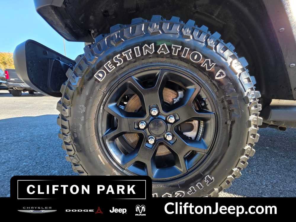 Used 2022 Jeep Wrangler Sport AWD/4WD image 27