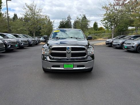 Used 2024 RAM 1500 Classic SLT AWD/4WD image 3