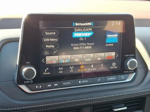 Used 2023 Nissan Rogue SV image 16