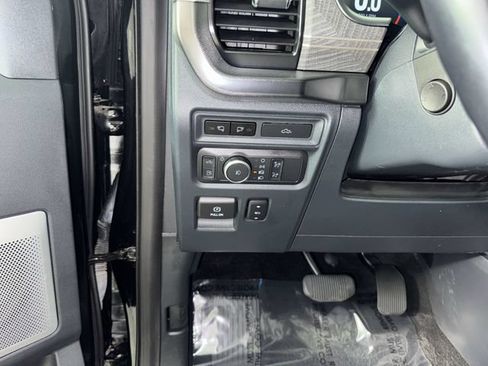 Used 2022 Ford F150 Platinum w/ Equipment Group 701A High AWD/4WD image 15