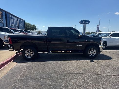 Used 2023 RAM 2500 Laramie AWD/4WD image 4