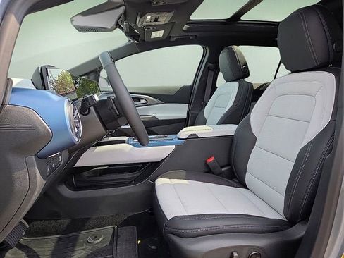 New 2025 Chevrolet Equinox EV LT w/ Active Safety Package 3 FWD image 16