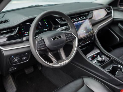 Used 2023 Jeep Grand Cherokee 4WD 4xe image 20