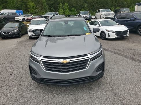 Used 2023 Chevrolet Equinox LS AWD/4WD image 3