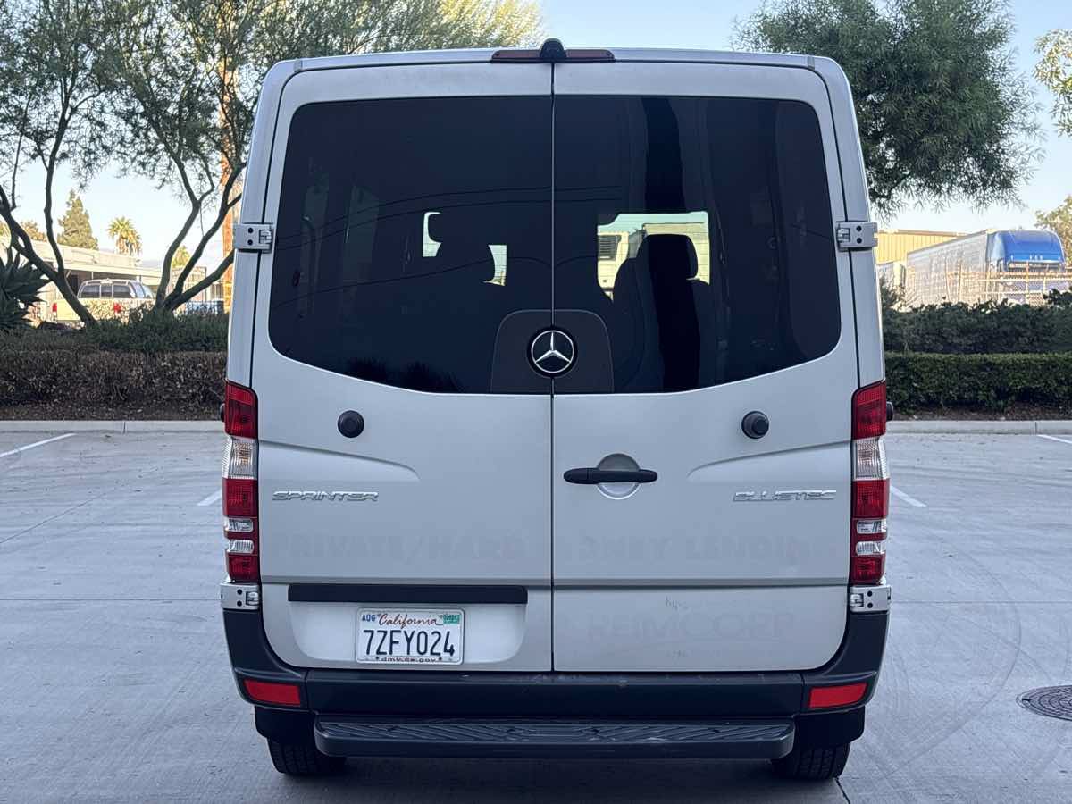 Used 2016 Mercedes-Benz Sprinter 2500 image 4