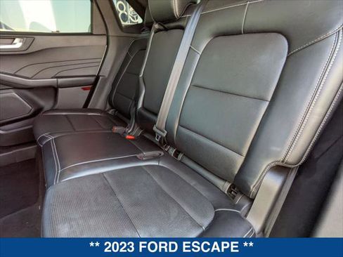 Certified 2023 Ford Escape Platinum AWD/4WD image 22