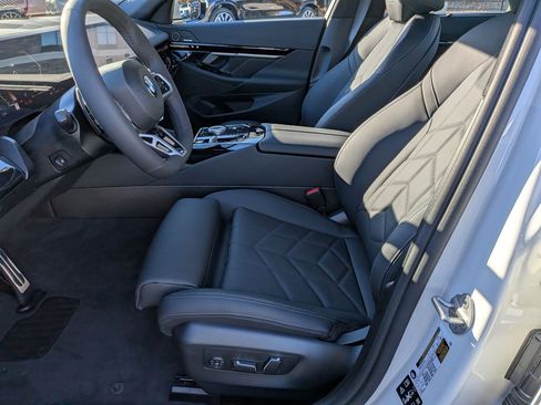 New 2026 BMW 530i xDrive w/ M Sport Package image 15