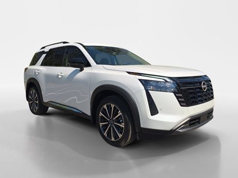 New 2026 Nissan Pathfinder Platinum AWD/4WD image 7
