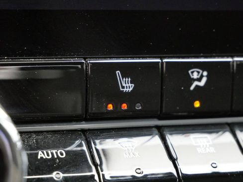 Used 2024 Chevrolet Colorado ZR2 image 48