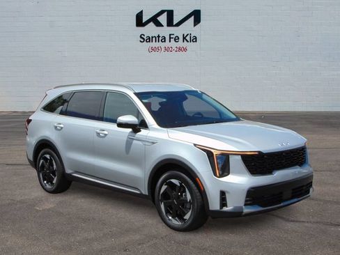 Certified 2025 Kia Sorento EX AWD/4WD image 1
