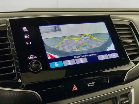 Certified 2023 Honda Passport EX-L image 18
