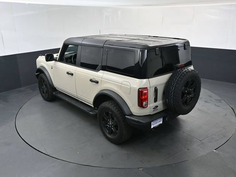 Used 2025 Ford Bronco Big Bend w/ Black Diamond Package AWD/4WD image 29