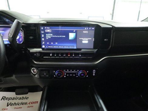 Used 2026 Chevrolet Silverado 2500 LT w/ All Star Edition AWD/4WD image 12
