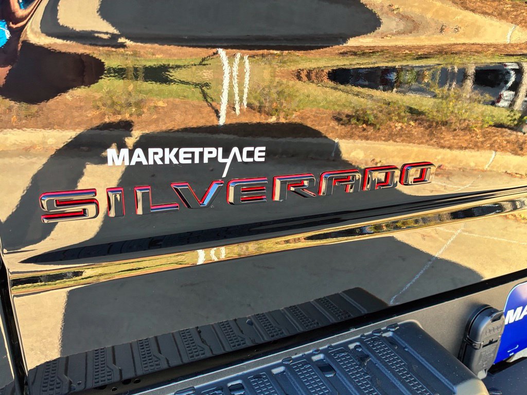 New 2026 Chevrolet Silverado 1500 RST w/ Redline Edition AWD/4WD image 13