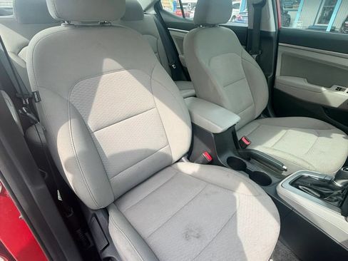 Used 2020 Hyundai Elantra SEL FWD image 13
