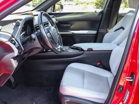 Used 2019 Lexus UX 250h AWD/4WD image 22
