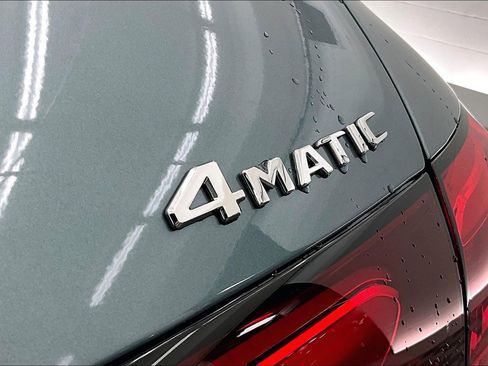 New 2026 Mercedes-Benz GLC 350e 4MATIC image 12