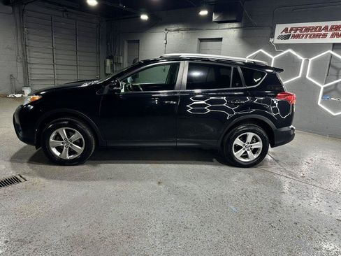 Used 2015 Toyota RAV4 XLE AWD/4WD image 3
