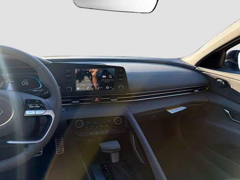 New 2026 Hyundai Elantra Sport image 22