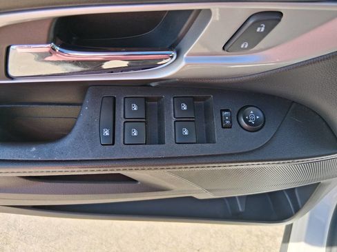 Used 2017 GMC Terrain SLE image 29