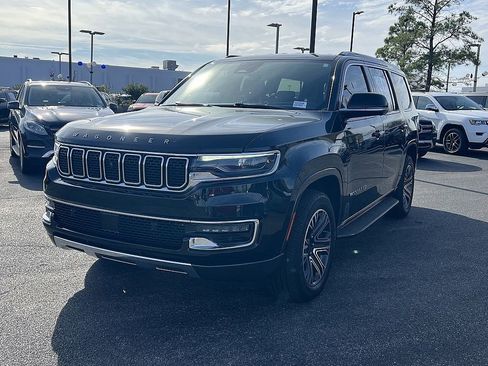 Used 2022 Jeep Wagoneer Series III w/ Convenience Group I image 7