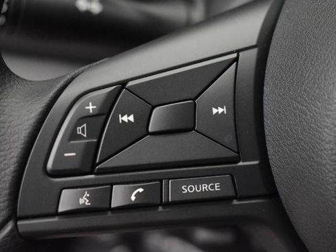Certified 2025 Nissan Kicks Play S FWD image 17