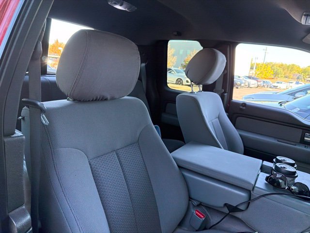 Used 2014 Ford F150 XLT w/ Equipment Group 302A Luxury AWD/4WD image 9