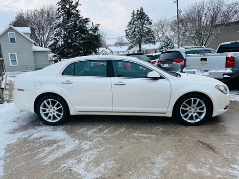 Used 2011 Chevrolet Malibu LTZ image 2