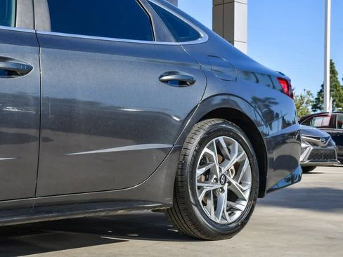 Used 2023 Hyundai Sonata SEL w/ Preferred Accessory Package image 11