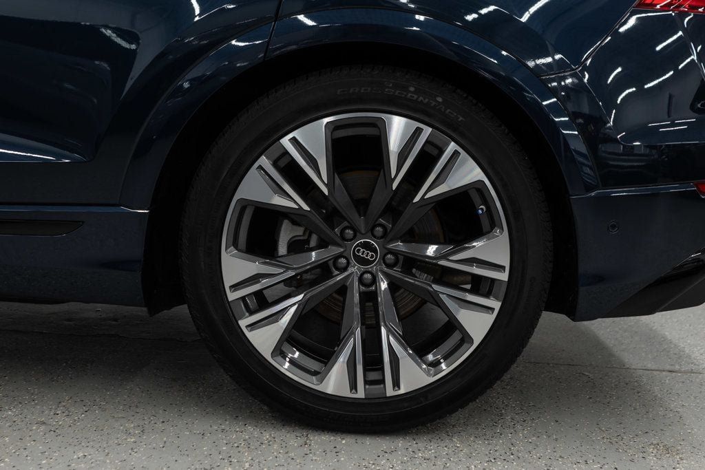 Used 2026 Audi Q8 Prestige w/ Prestige Package AWD/4WD image 43