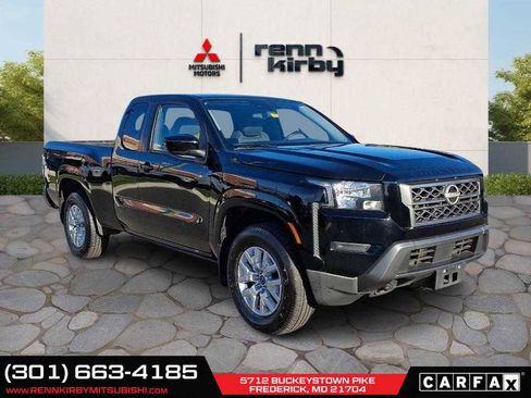 Used 2022 Nissan Frontier SV w/ Technology Package image 1