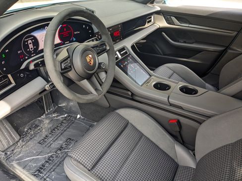 Certified 2025 Porsche Taycan RWD image 4