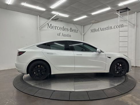 Used 2019 Tesla Model 3 Performance AWD/4WD image 9